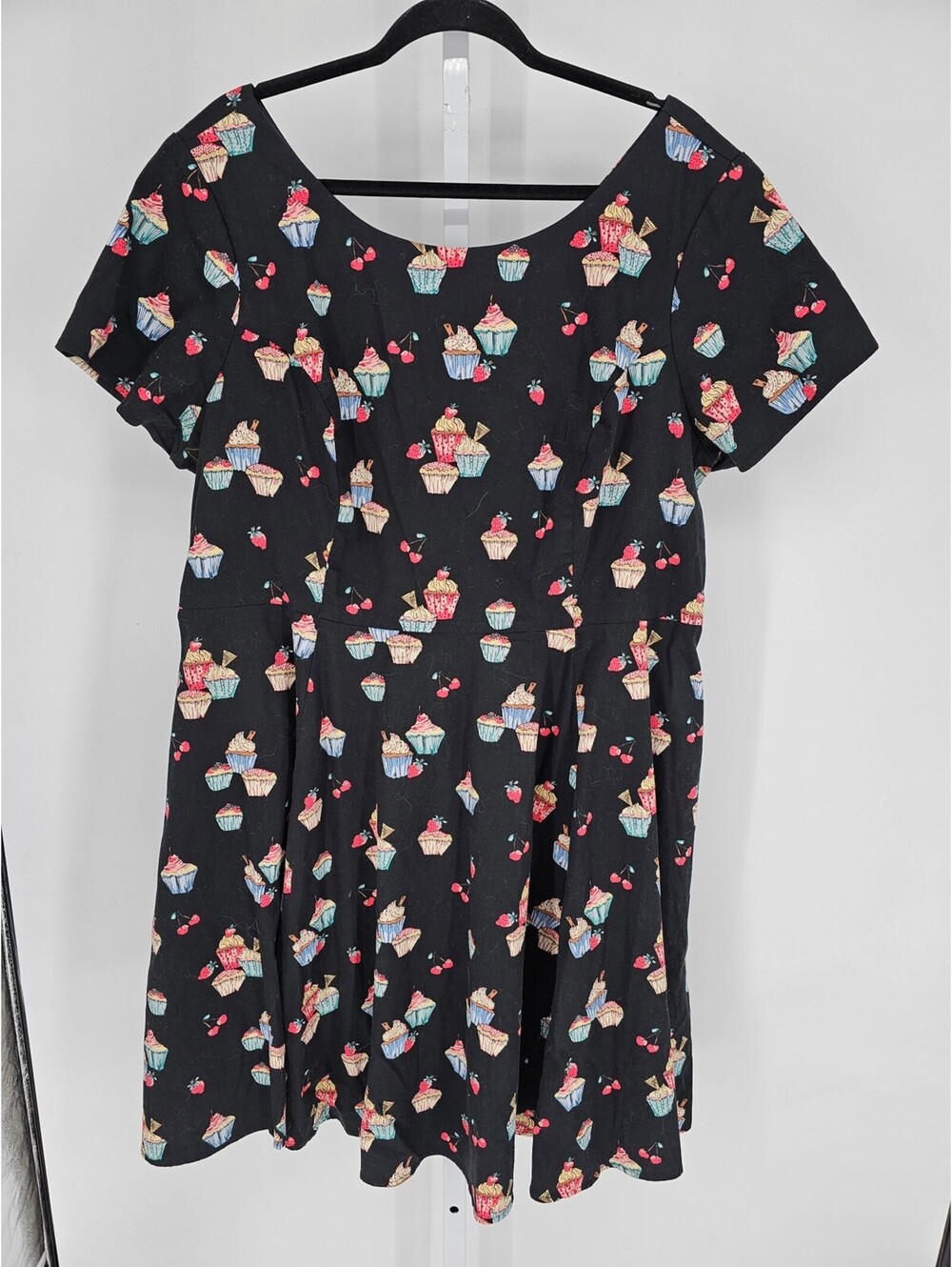 VTG Eva Rose Attic Salt Women’s Black Cupcake Print Fit & Flare Dress Size 2X